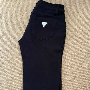 guess low rise black jeggings